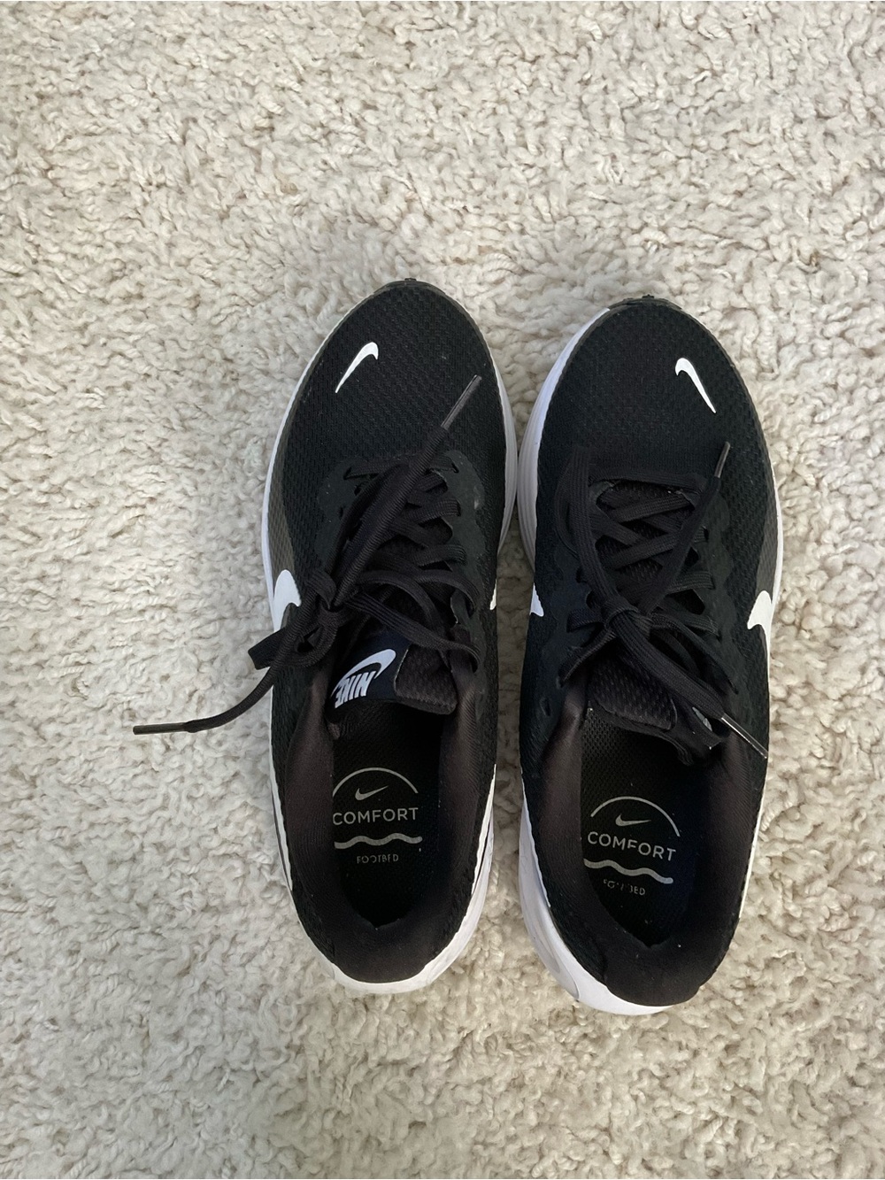Nike Women’s Revolution 8 Running Shoe